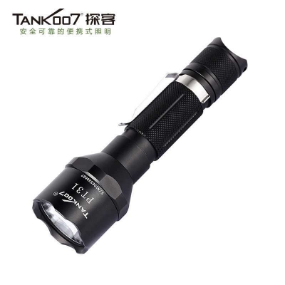 TANK007進口LED夜騎露營戰(zhàn)術防身水安全錘超亮遠射手電筒PT31探客