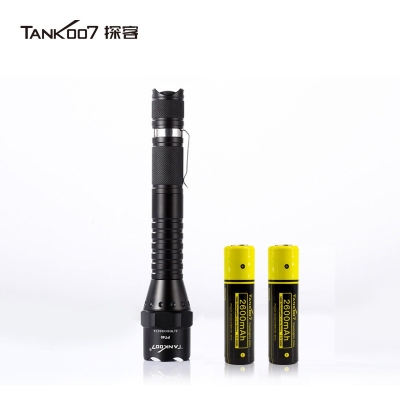 TANK007探客PT40超亮遠(yuǎn)射手電筒LED大功率多功能電筒野外用戰(zhàn)術(shù)探險(xiǎn)夜騎手電筒